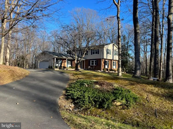 13431 Carriage Hill Dr, Manassas, VA 20112