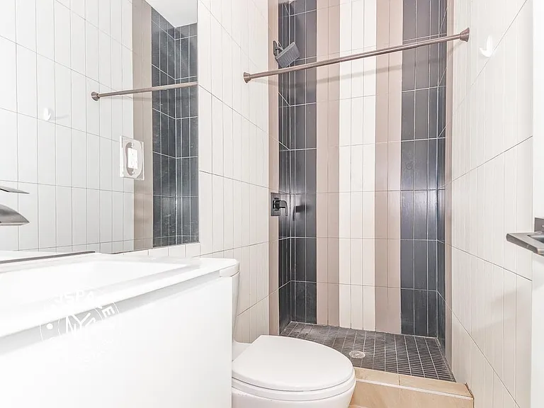 854 Greene Ave #3A — Photo 8