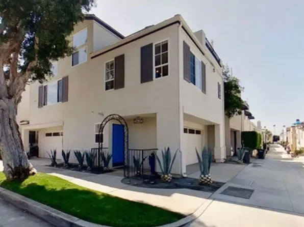 445 1/2 Begonia Ave, Corona Del Mar, CA 92625