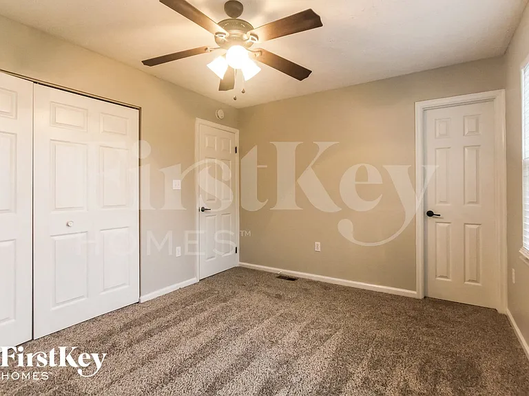 8087 Cardinal Cv E — Photo 9