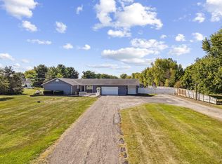735 Hibbs Rd, Lockbourne, OH 43137