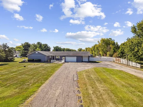 735 Hibbs Rd, Lockbourne, OH 43137