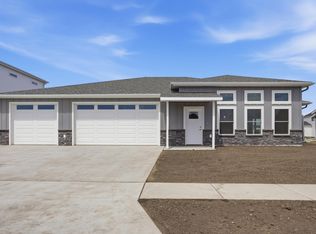 4312 23rd Ave S, Moorhead, MN 56560