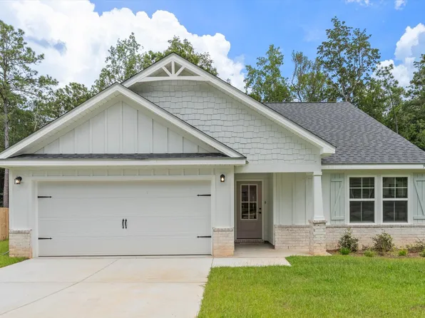 13589 Garland Rd, Ocean Springs, MS 39564