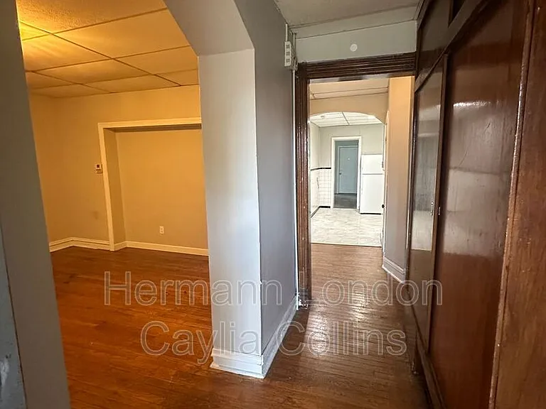 4642 Farlin Ave #1F — Photo 3