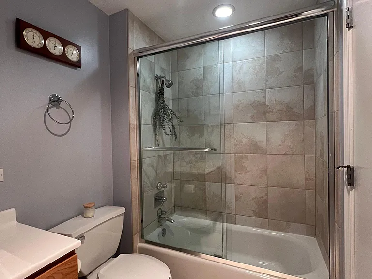 312 N May St #3D — Photo 15