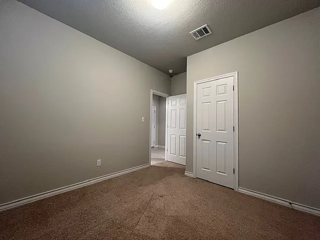 217 Braeden Brooke Dr — Photo 6