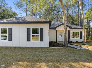 8755 Daisy Vestry Rd, Biloxi, MS 39532