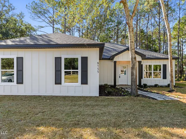 8755 Daisy Vestry Rd, Biloxi, MS 39532