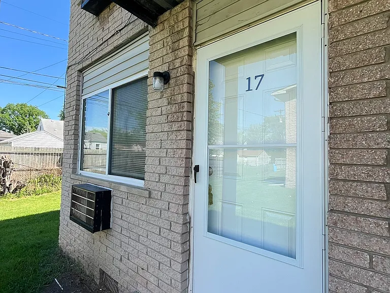 1750-1770 Saint Johns Blvd — Photo 12