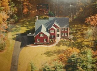 164 South St, Upton, MA 01568