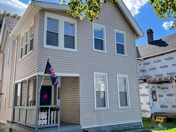 3rd image of 1927 Holmden Ave #2