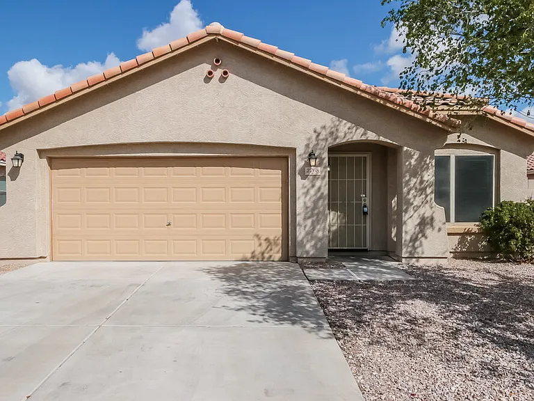 2768 W San Carlos Ln — Photo 1