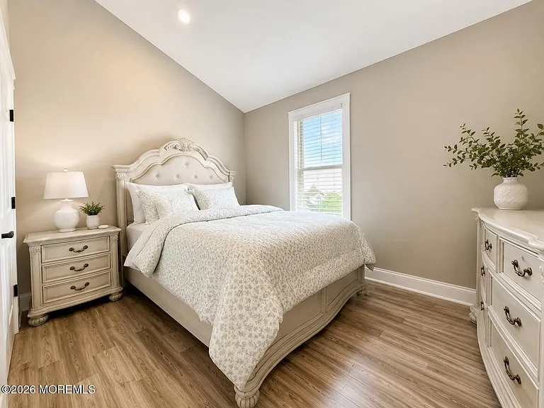 202 Palermo Ave — Photo 11