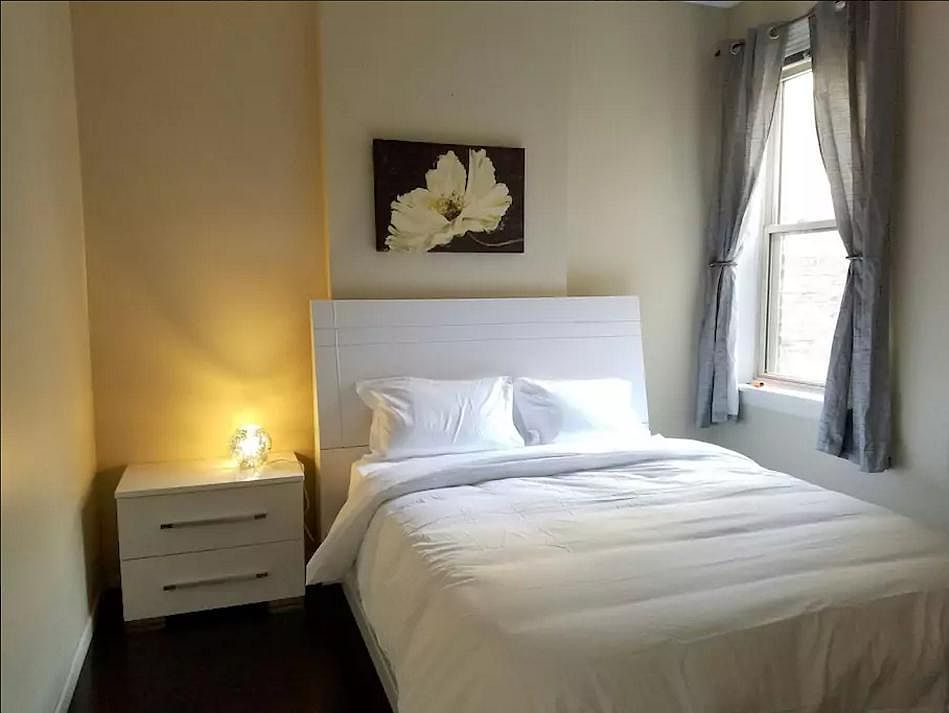 1st image of 3107 N Sheffield Ave #3
