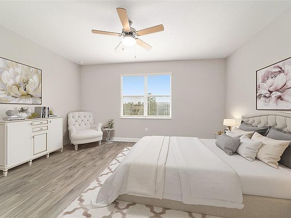 3rd image of 10886 SW 101st Loop