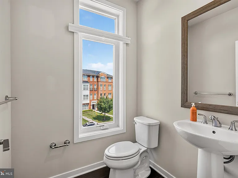 23685 Hopewell Manor Ter — Photo 18