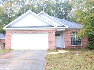 52 East Dr, Mobile, AL 36608