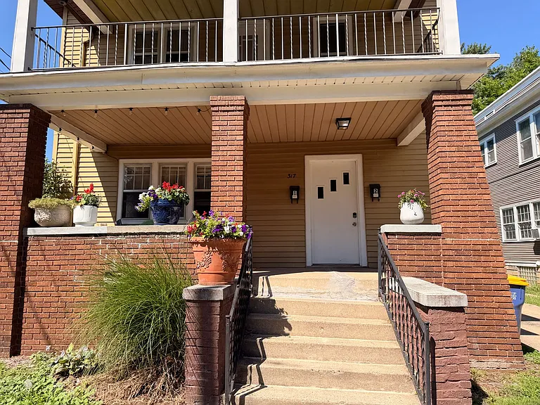 317 Pine Ave NW — Photo 26