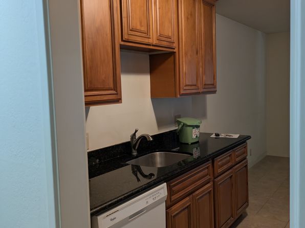 3820 Park Blvd APT 4