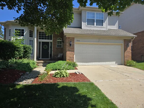 3048 Bridlewood Dr, Rochester, MI 48306