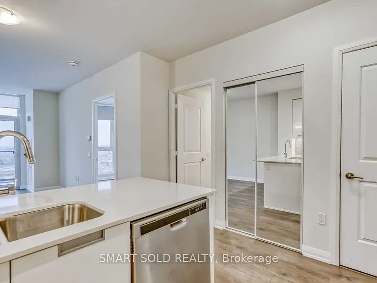 65 Watergarden Dr — Photo 6