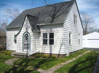 3645 Lakeshore Rd, Sheboygan, WI 53083