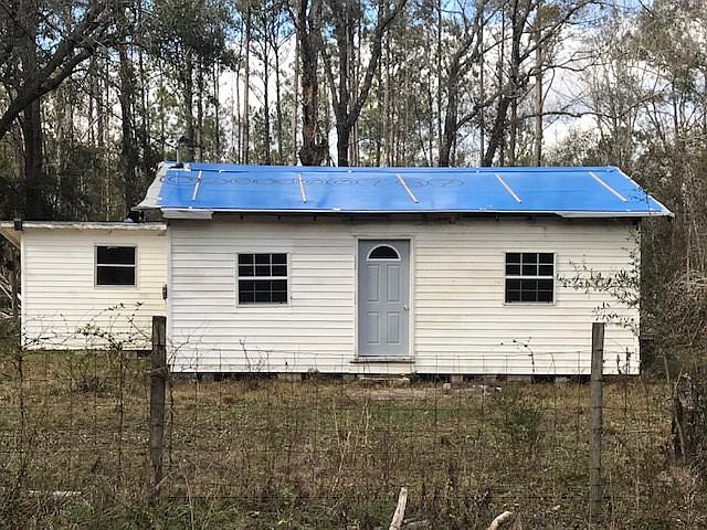 1st image of 27360 Mercer Ln NE