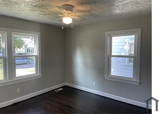 3817 Jewell Ave — Photo 6