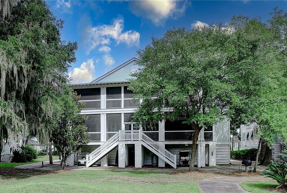 1st image of 107 Avenue Of Oaks UNIT 107B