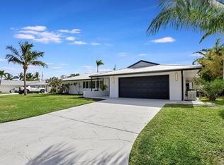 1081 Bimini Ln, Riviera Beach, FL 33404