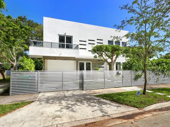 3480 Day Ave, Coconut Grove, FL 33133