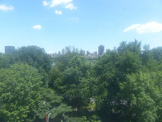 Rented by Immac Realty | media 30