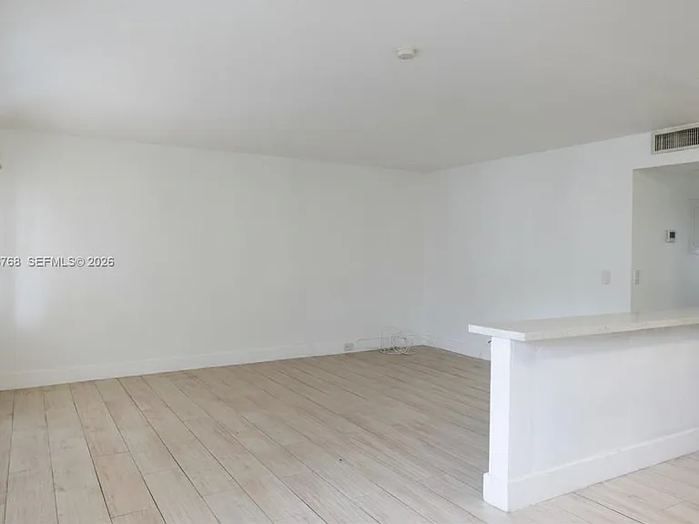 850 SW 133rd Ter #105B — Photo 11