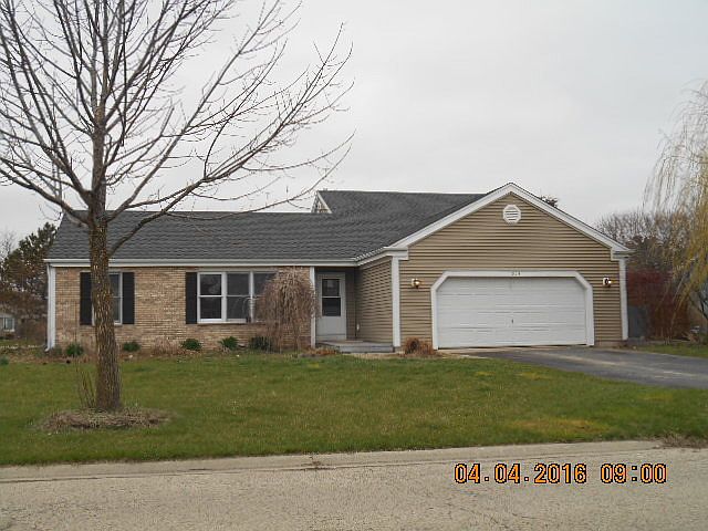 1st image of 914 Cottonwood Ln