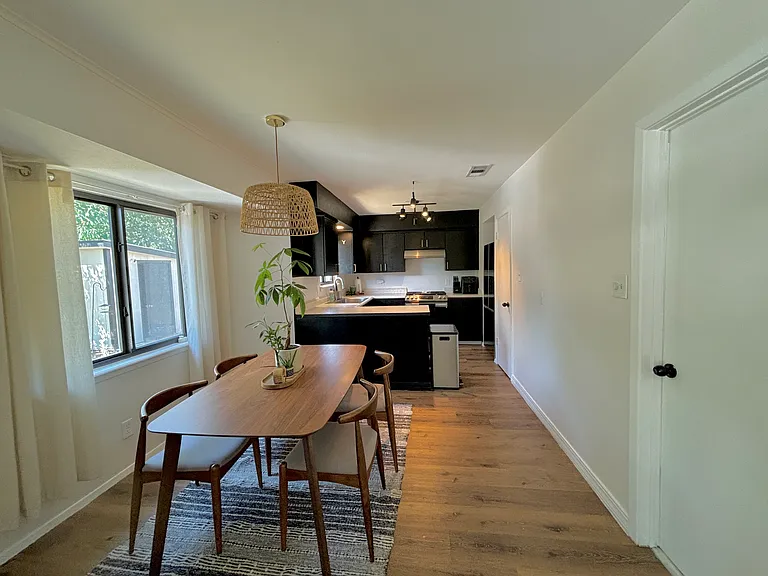 2107 Falcon Hill Dr — Photo 7