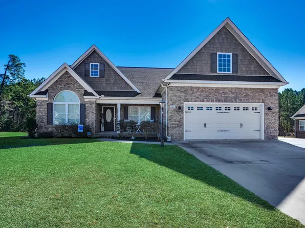 327 Farmtrac Dr., Galivants Ferry, SC 29544
