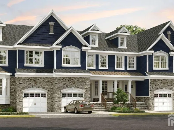 21 Valentino Dr, Old Bridge, NJ 08857