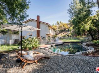 18116 Deer View Ct, Encino, CA 91316