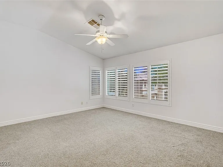 3034 Carbondale St — Photo 38