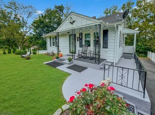 849 Uniontown Rd, Phillipsburg, NJ 08865