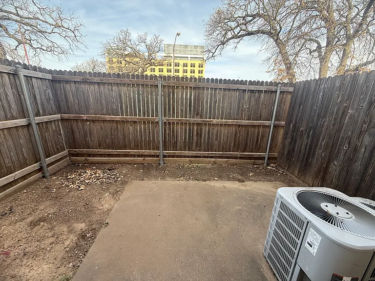 721 Avenue A #3 — Photo 12