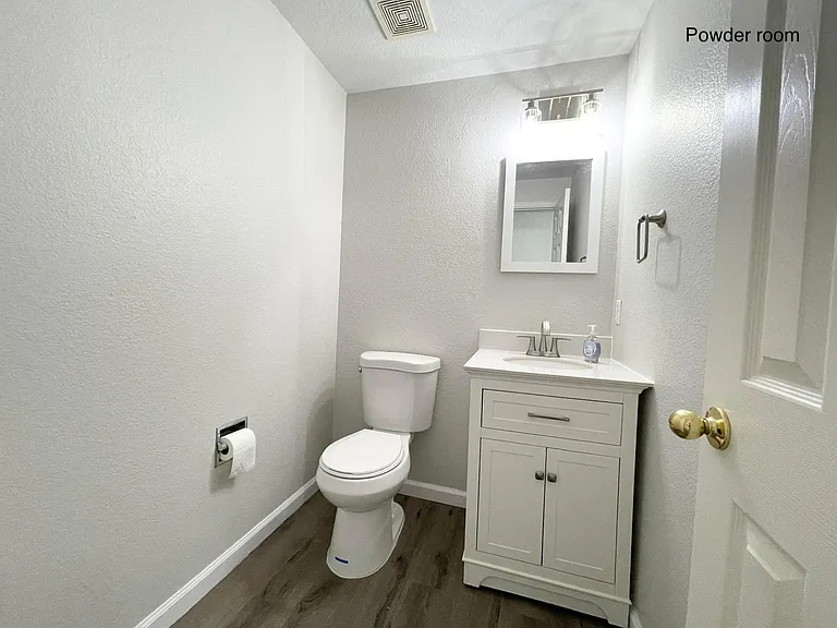 Powder Room (Haft Bathroom #2)