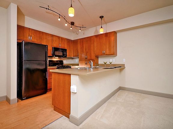 3rd image of 2520 NE Park Dr #N313