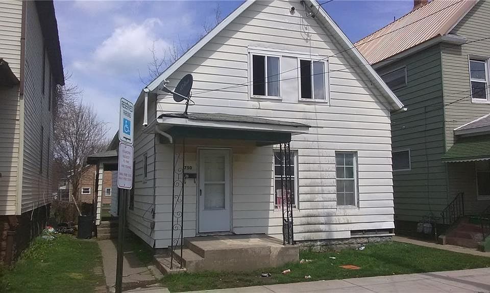 2nd image of 750 E 13th St