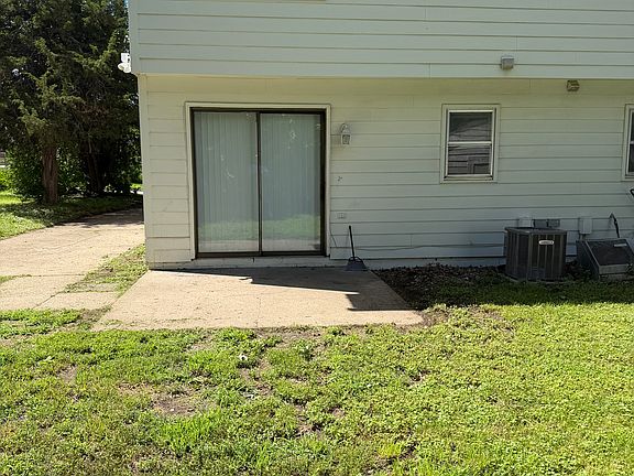 2nd image of 5807 Sheridan Ave