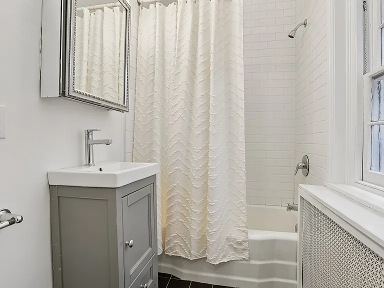 323 S Camac St — Photo 14