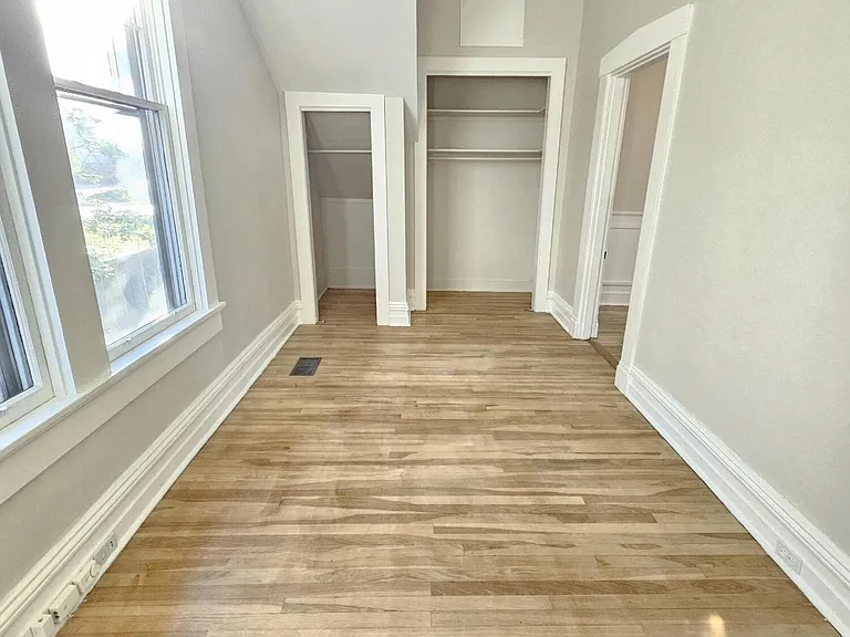 1711 Cherry St — Photo 7