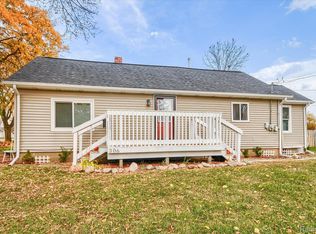 306 E Nepessing St, Lapeer, MI