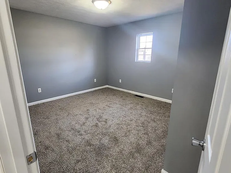 620 E Grant St — Photo 2